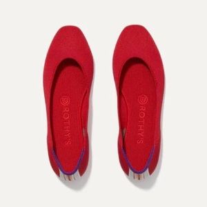 Rothys The Square in cardinal red 8.5